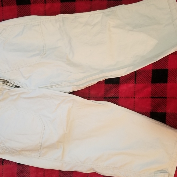 Reitman's Capris - Picture 1 of 4
